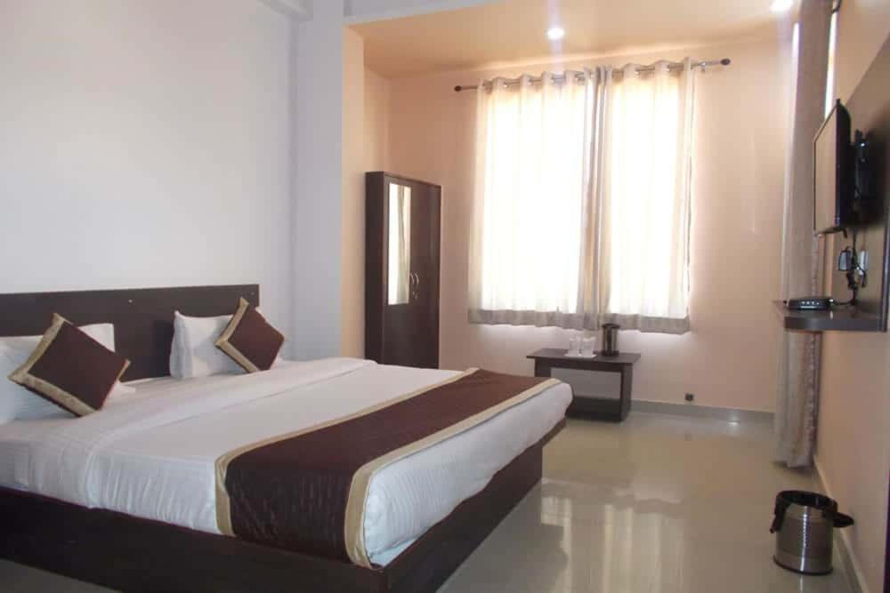 Makrana Raj Hotel Sikar Extérieur photo